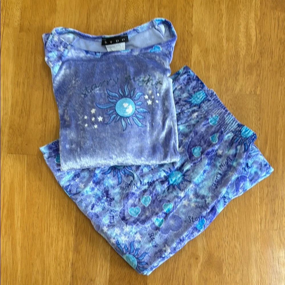 ✋Starry Night Pajama Size 8 Crushed Velvet Feel